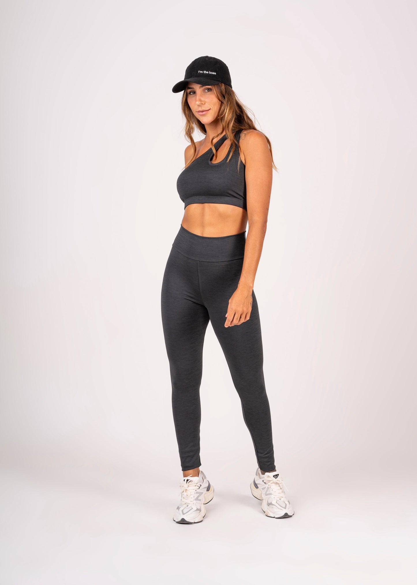 Legging e Top Assimétrico Essence Chumbo / A partir